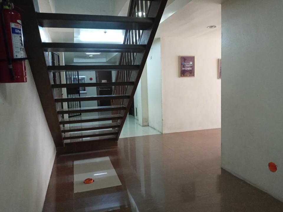 Your City•Home Apartment Paranaque City ภายนอก รูปภาพ