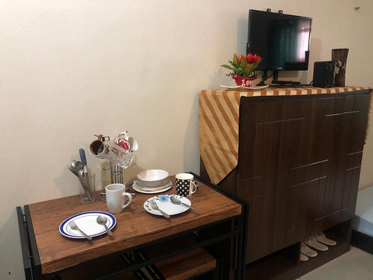 Your City•Home Apartment Paranaque City ภายนอก รูปภาพ