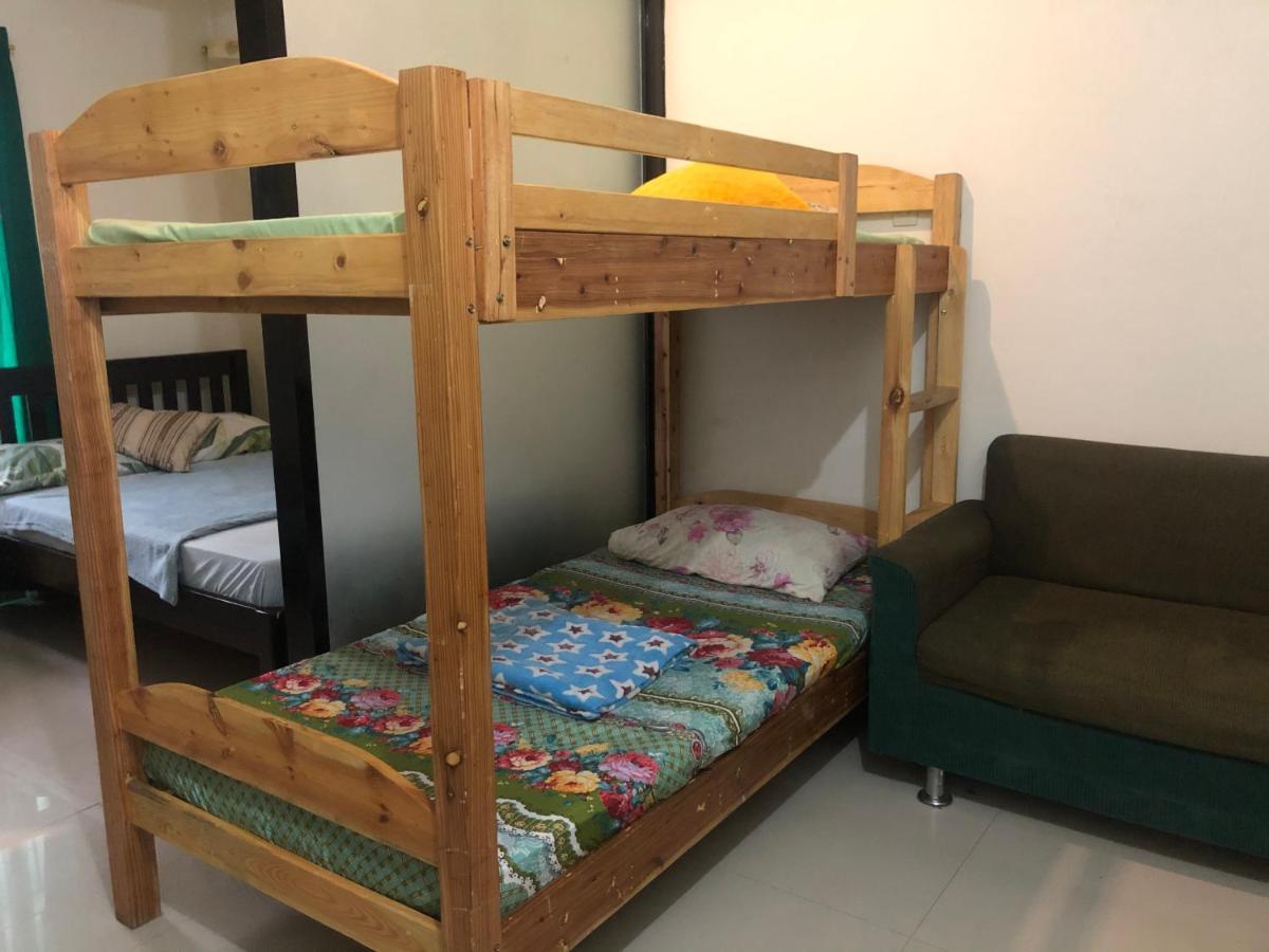 Your City•Home Apartment Paranaque City ภายนอก รูปภาพ